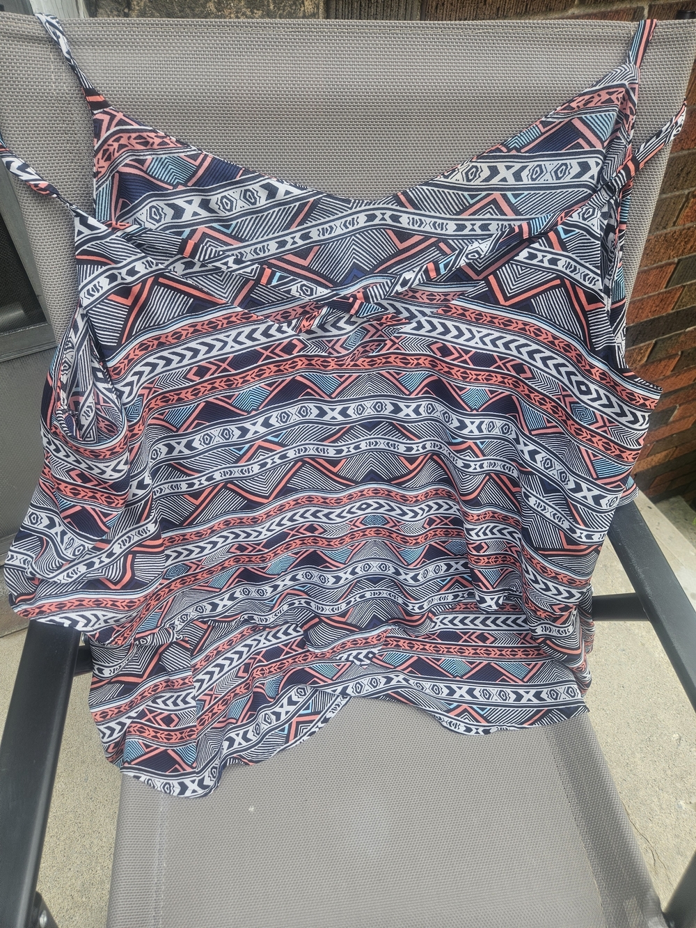 Torrid Strappy Geometric Print Tank Top - Picture 4 of 6